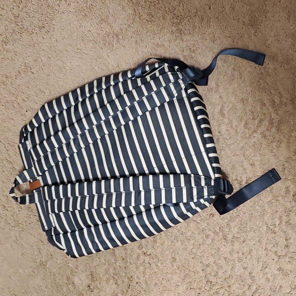Backpack - Picture 2 of 3